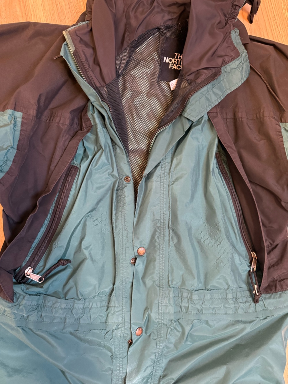 The North Face Green/Black Gortex Shell Mountain Guide Parka  Men’s M Women’s Lg - Picture 15 of 16